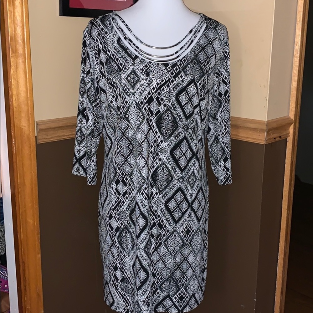 🌻En Focus Black & White Dress🌻